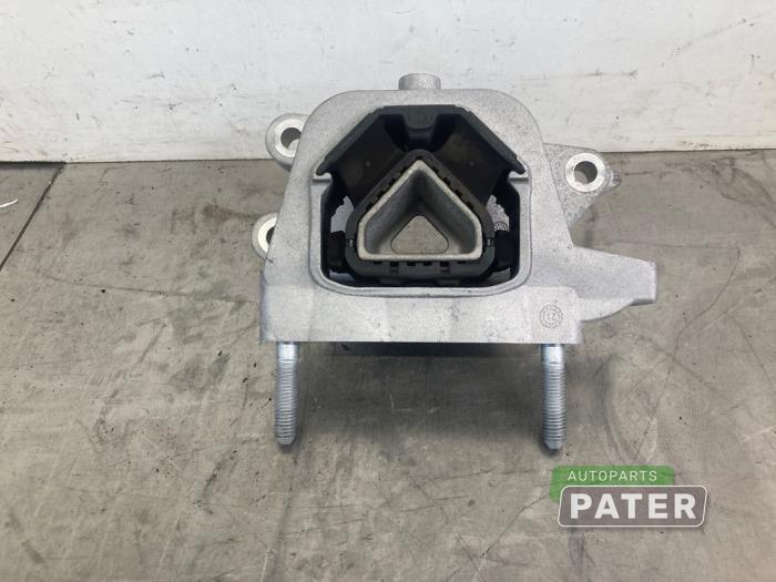 Gebrauchte Motorlager Peugeot 2008 (UD/UK/UR/US/UX) e-2008 50 kWh Preis € 36,75 Margenregelung angeboten von Autoparts Pater