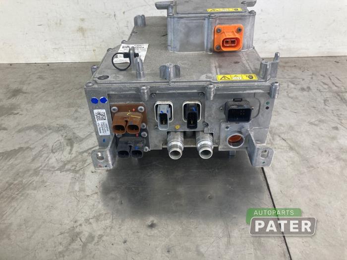 Używane Ladowarka pokladowa Peugeot 2008 (UD/UK/UR/US/UX) e-2008 50 kWh Cena € 1.522,50 Procedura marży oferowane przez Autoparts Pater