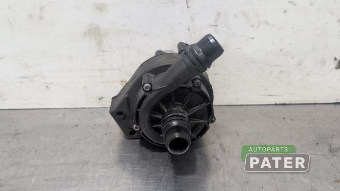 Begagnade Extra vattenpump Peugeot 2008 (UD/UK/UR/US/UX) e-2008 50 kWh Pris € 26,25 Marginaltabell erbjuds av Autoparts Pater