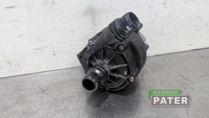 Begagnade Extra vattenpump Peugeot 2008 (UD/UK/UR/US/UX) e-2008 50 kWh Pris € 26,25 Marginaltabell erbjuds av Autoparts Pater