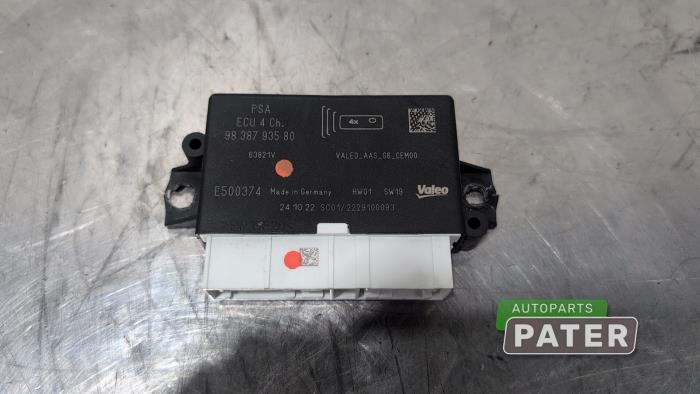Begagnade PDC-modul Peugeot 2008 (UD/UK/UR/US/UX) e-2008 50 kWh Pris € 21,00 Marginaltabell erbjuds av Autoparts Pater