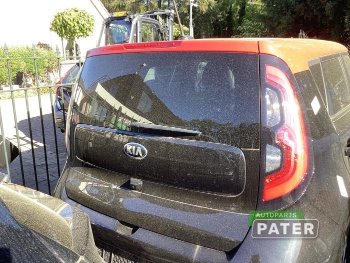Begagnade Baklucka Kia Soul II (PS) EV Pris € 472,50 Marginaltabell erbjuds av Autoparts Pater