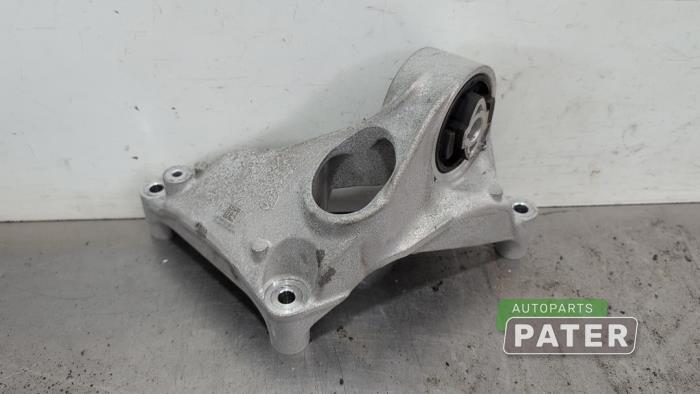 Usagé Support moteur Tesla Model 3 RWD 60 kWh Prix € 47,25 Règlement à la marge proposé par Autoparts Pater