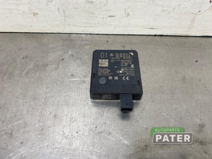 Begagnade Dödvinkelsensor Mercedes S Lang (V223) 3.0 S-350d Pris € 157,50 Marginaltabell erbjuds av Autoparts Pater