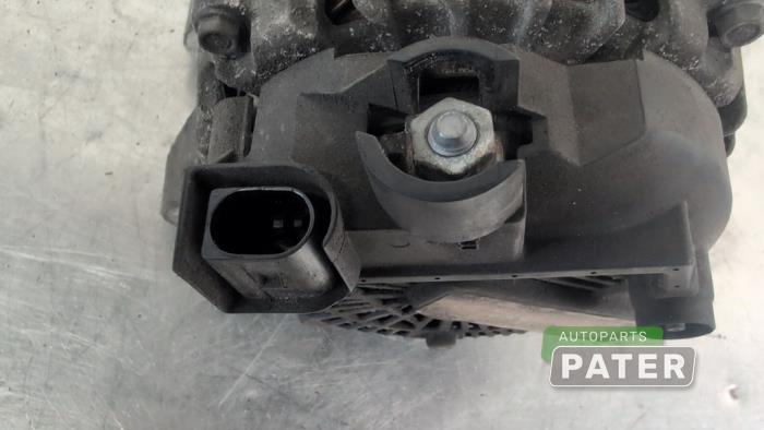 Dynamo d'un Ford Fiesta 6 (JA8) 1.6 TDCi 16V 95 2011