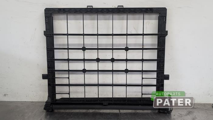 Begagnade Lufttratt Volkswagen ID.3 (E11/E12) Pro 58/59 kWh Pris € 105,00 Marginaltabell erbjuds av Autoparts Pater