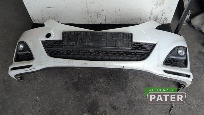 Usados Parachoques Mazda 6 SportBreak (GH19/GHA9) 2.2 CDVi 16V 163 Precio € 131,25 Norma de margen ofrecido por Autoparts Pater