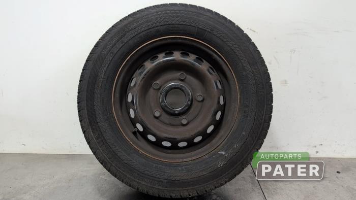 Begagnade Hjul + däck Ford Transit Custom 2.2 TDCi 16V Pris € 95,29 Inklusive moms erbjuds av Autoparts Pater