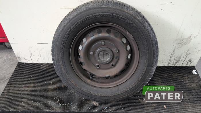 Begagnade Hjul + däck Ford Transit Custom 2.2 TDCi 16V Pris € 95,29 Inklusive moms erbjuds av Autoparts Pater