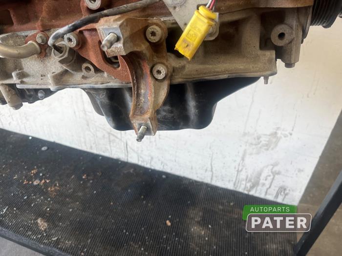 Engine from a Ford Transit Custom 2.2 TDCi 16V 2015