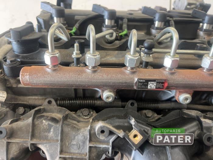 Engine from a Ford Transit Custom 2.2 TDCi 16V 2015