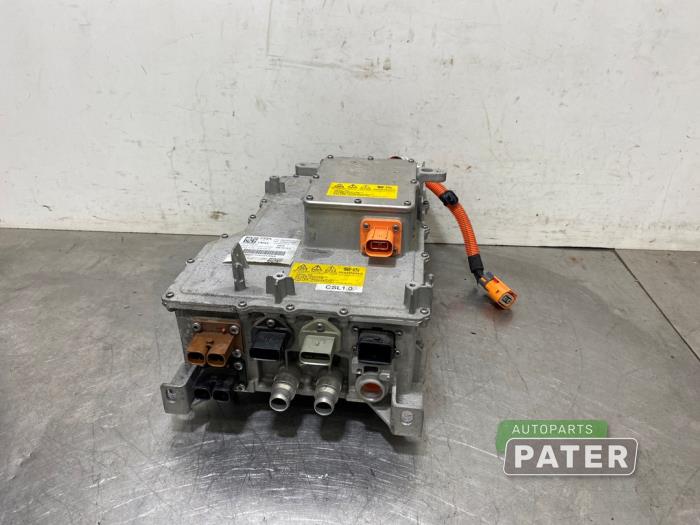 Używane Ladowarka pokladowa Peugeot 2008 (UD/UK/UR/US/UX) e-2008 50 kWh Cena € 1.575,00 Procedura marży oferowane przez Autoparts Pater