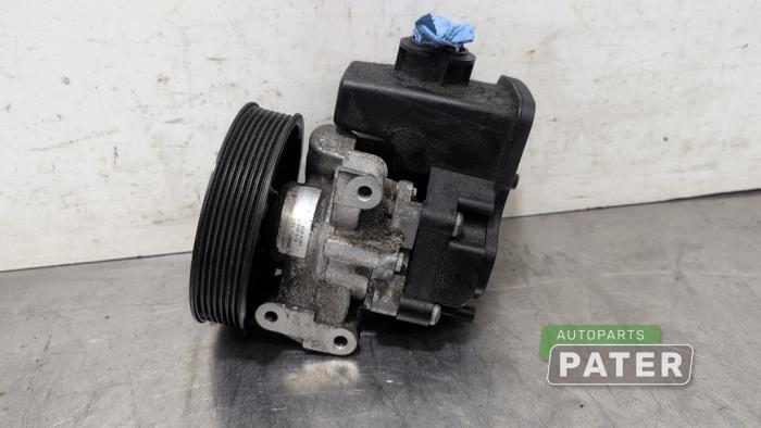 Usagé Pompe de direction Mercedes C (W204) 1.8 C-180K 16V Prix € 73,50 Règlement à la marge proposé par Autoparts Pater