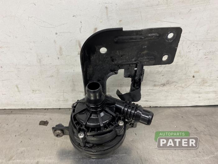 Begagnade Extra vattenpump Mercedes S Lang (V223) 3.0 S-350d Pris € 52,50 Marginaltabell erbjuds av Autoparts Pater