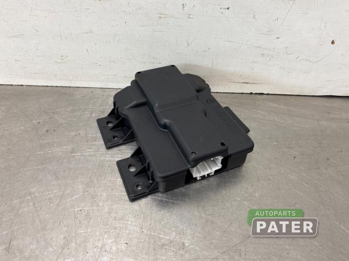 Gebrauchte Pyrofuse Mercedes E Estate (S213) E-300de 2.0 Turbo 16V Preis € 105,00 Margenregelung angeboten von Autoparts Pater
