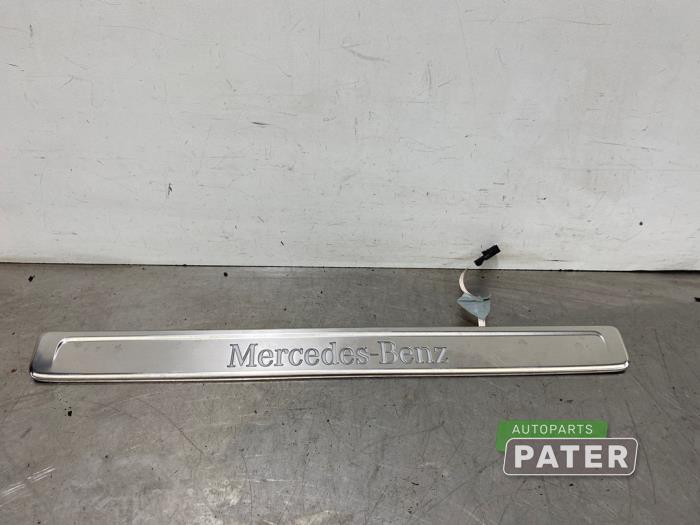 Begagnade Innerbelysning Mercedes S Lang (V223) 3.0 S-350d Pris € 63,00 Marginaltabell erbjuds av Autoparts Pater