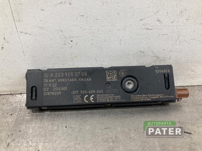 Begagnade Antennförstärkare Mercedes S Lang (V223) 3.0 S-350d Pris € 26,25 Marginaltabell erbjuds av Autoparts Pater