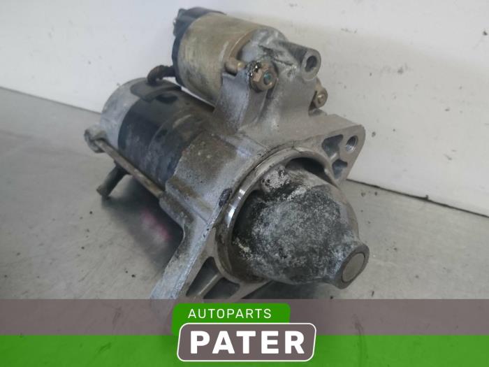 Starter from a Toyota Yaris Verso (P2) 1.3 16V 2005
