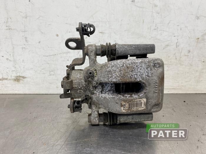 Gebrauchte Bremszange rechts hinten Peugeot Partner (GC/GF/GG/GJ/GK) 1.6 HDI 90 Preis € 25,41 Mit Mehrwertsteuer angeboten von Autoparts Pater