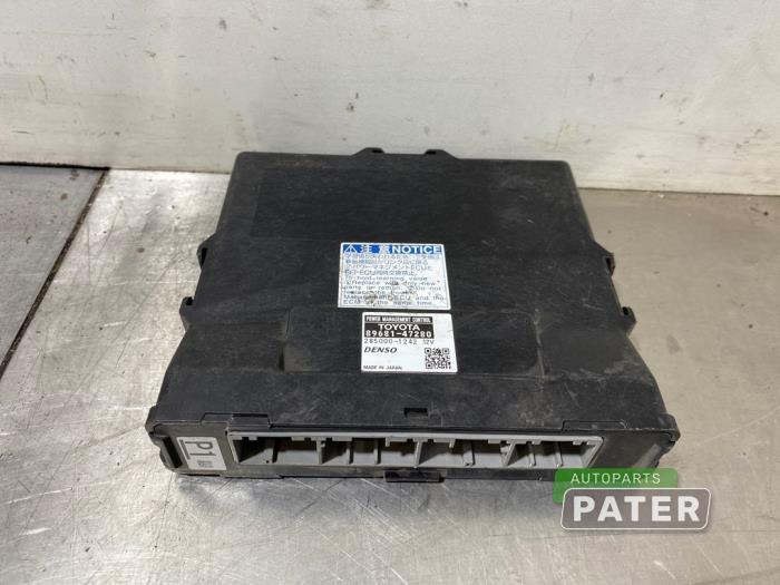 Usagé Ordinateur divers Toyota Prius Plus (ZVW4) 1.8 Hybrid 16V Prix € 52,50 Règlement à la marge proposé par Autoparts Pater