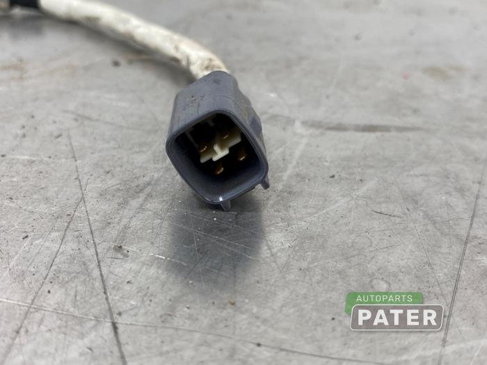 Sonde lambda d'un Peugeot 107 1.0 12V 2011