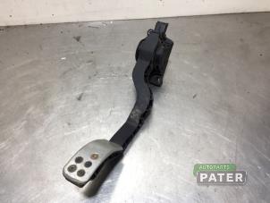 Used Throttle pedal position sensor Peugeot 206 CC (2D) 1.6 16V Price on request offered by Autoparts Pater