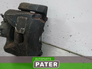 Used Front brake calliper, left Peugeot 5008 I (0A/0E) 1.6 THP 16V Price € 52,50 Margin scheme offered by Autoparts Pater