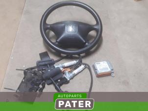 Usados Juego y módulo de airbag Peugeot Partner 1.6 HDI 90 16V Precio € 157,50 Norma de margen ofrecido por Autoparts Pater