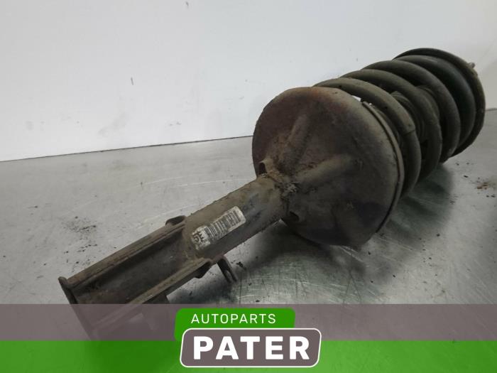 Front shock absorber rod, right from a Daewoo Epica 2.5 24V 2008