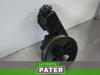 Power steering pump from a Opel Vectra B (36) 2.0 16V Ecotec 1997