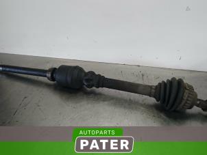 Usagé Arbre de transmission avant droit Peugeot 306 Break (7E) 1.9 D Prix € 36,75 Règlement à la marge proposé par Autoparts Pater