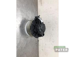 Used Heating and ventilation fan motor Volkswagen Up! (121) 1.0 12V 75 Price € 26,25 Margin scheme offered by Autoparts Pater