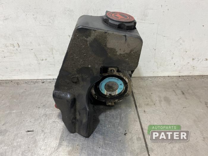 Usagé Pompe de direction Peugeot 206 (2A/C/H/J/S) 1.4 HDi Prix € 31,50 Règlement à la marge proposé par Autoparts Pater