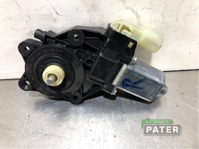 Usados Motor de ventanilla de puerta Mini Mini (R56) 1.6 16V One Precio € 10,50 Norma de margen ofrecido por Autoparts Pater