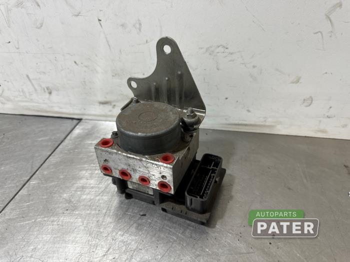 Begagnade ABS-pump Ford Ka II 1.2 Pris € 26,25 Marginaltabell erbjuds av Autoparts Pater