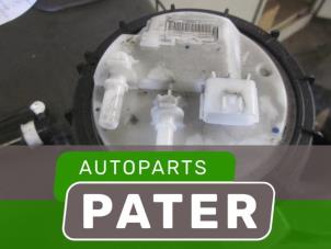 Used Booster pump Renault Megane III Grandtour (KZ) 1.5 dCi 110 Price € 78,75 Margin scheme offered by Autoparts Pater
