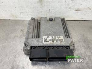 Engine management computer from a Volkswagen Golf V (1K1) 1.9 TDI 2005