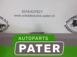 Używane Pompa ABS Renault Twingo (C06) 1.2 Cena € 42,00 Procedura marży oferowane przez Autoparts Pater