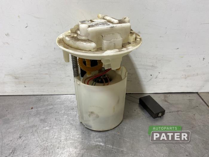 Usagé Pompe essence Peugeot 207/207+ (WA/WC/WM) 1.6 16V VTi Prix € 21,00 Règlement à la marge proposé par Autoparts Pater