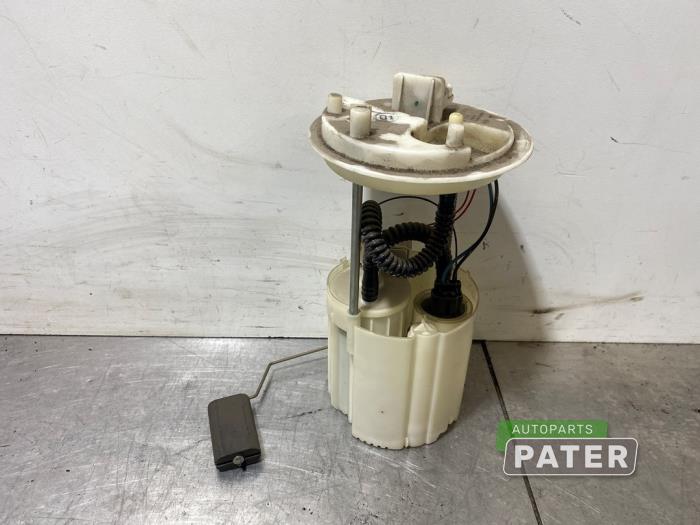Używane Pompa benzynowa Fiat Stilo (192A/B) 1.9 JTD 115 Cena € 21,00 Procedura marży oferowane przez Autoparts Pater