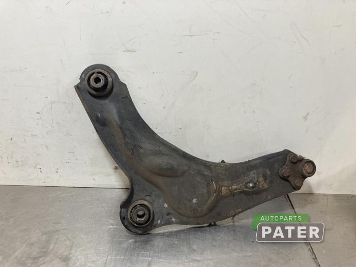 Front wishbone, right from a Renault Espace (JK) 3.0 dCi V6 24V 2003