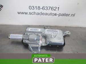 Używane Poduszka powietrzna drzwiowa lewa przednia wersja 4-drzwiowa Mercedes C (W203) 2.2 C-200 CDI 16V Cena € 26,25 Procedura marży oferowane przez Autoparts Pater