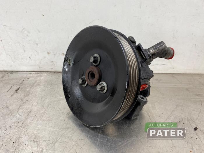 Usagé Pompe de direction Mercedes Vito (638.0) 2.2 CDI 110 16V Prix € 31,76 Prix TTC proposé par Autoparts Pater