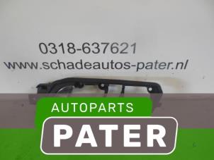 Usagé Poignée portière 2portes gauche Volkswagen Polo IV (9N1/2/3) 1.4 TDI 70 Prix sur demande proposé par Autoparts Pater