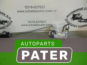 Używane Mechanizm blokady drzwi prawych tylnych wersja 4-drzwiowa Opel Agila (B) 1.0 12V Cena € 42,00 Procedura marży oferowane przez Autoparts Pater