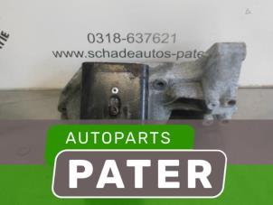 Used Engine mount Iveco New Daily IV 29L12V, 29L12V/P Price on request offered by Autoparts Pater