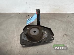 Usados Soporte de caja de cambios Peugeot 3008 I (0U/HU) 1.6 HDiF 16V Precio € 21,00 Norma de margen ofrecido por Autoparts Pater