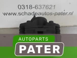 Used Front brake calliper, left Renault Twingo II (CN) 1.2 Price € 26,25 Margin scheme offered by Autoparts Pater