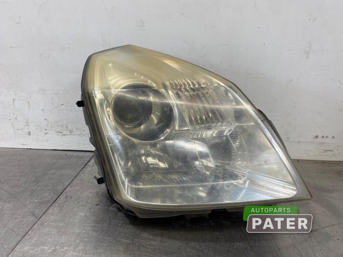 Używane Reflektor prawy Renault Vel Satis (BJ) 3.0 dCi V6 24V Cena € 57,75 Procedura marży oferowane przez Autoparts Pater