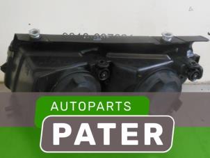 Nowe Reflektor prawy Volkswagen Passat (3B2) 1.6 Cena € 25,41 Z VAT oferowane przez Autoparts Pater